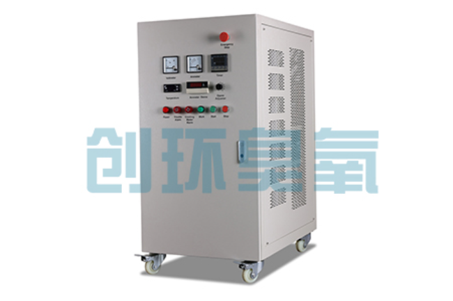 东方冬季养殖场密闭消毒双赢方案：臭氧发生器在工厂化水产与畜牧场景的安全应用